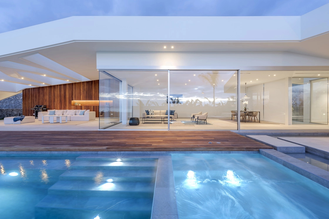 Custom Windows & Doors for Vaughan New Builds: From Kleinburg Estates to Woodbridge Modern